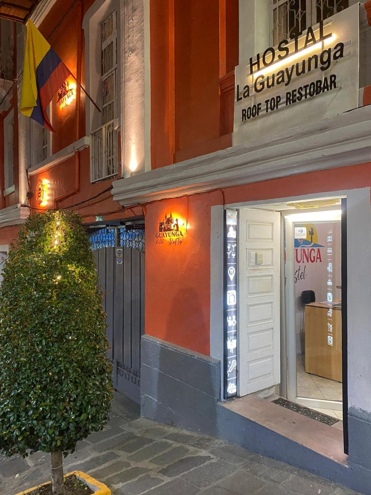 Hostal La Guayunga Rooftop Quito Bagian luar foto